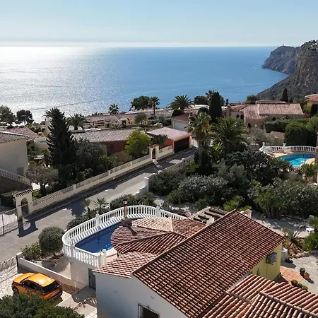 Villa Cumbre del Sol *